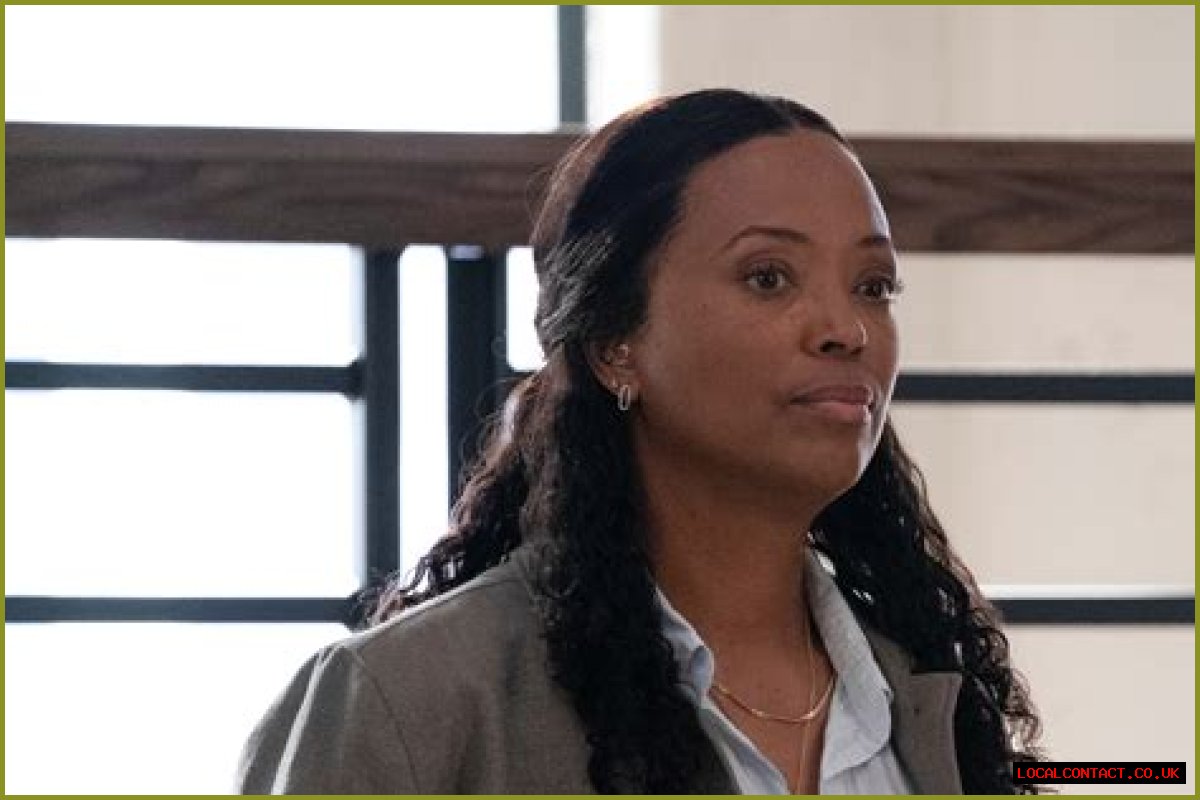 Aisha Tyler: Navigating Relationships In The Spotlight