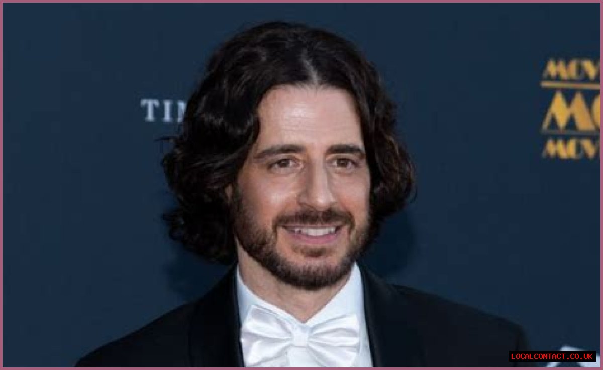 Has Jonathan Roumie Not Been Able To Connect With The Right Partner