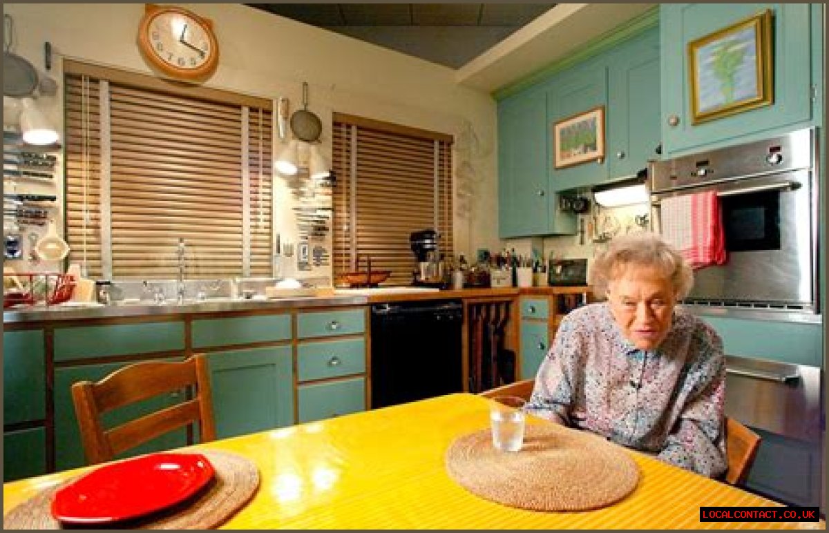 How tall was Julia Child