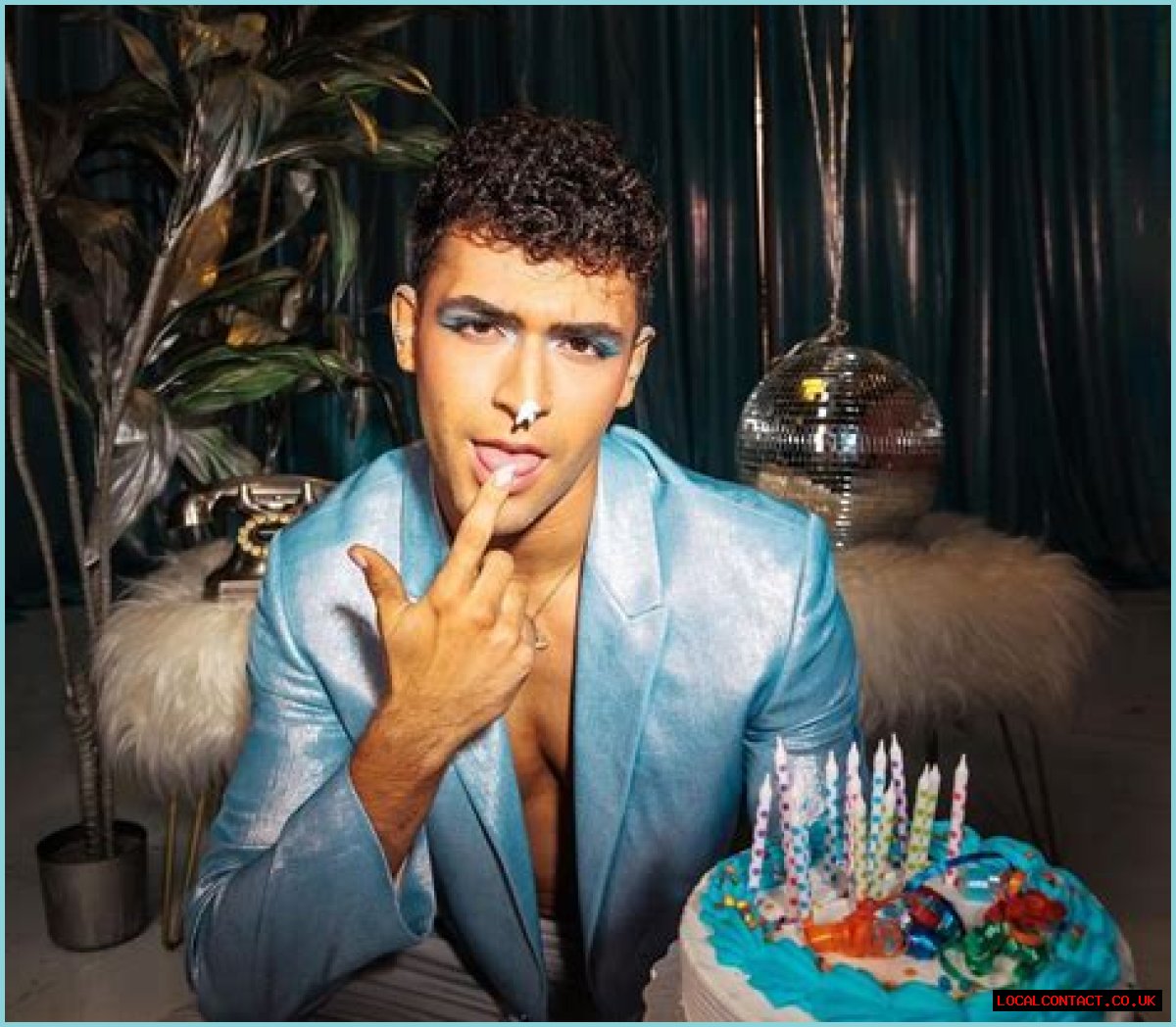 Is Ezra Sosa Gay? Gender Sexuality And Partner
