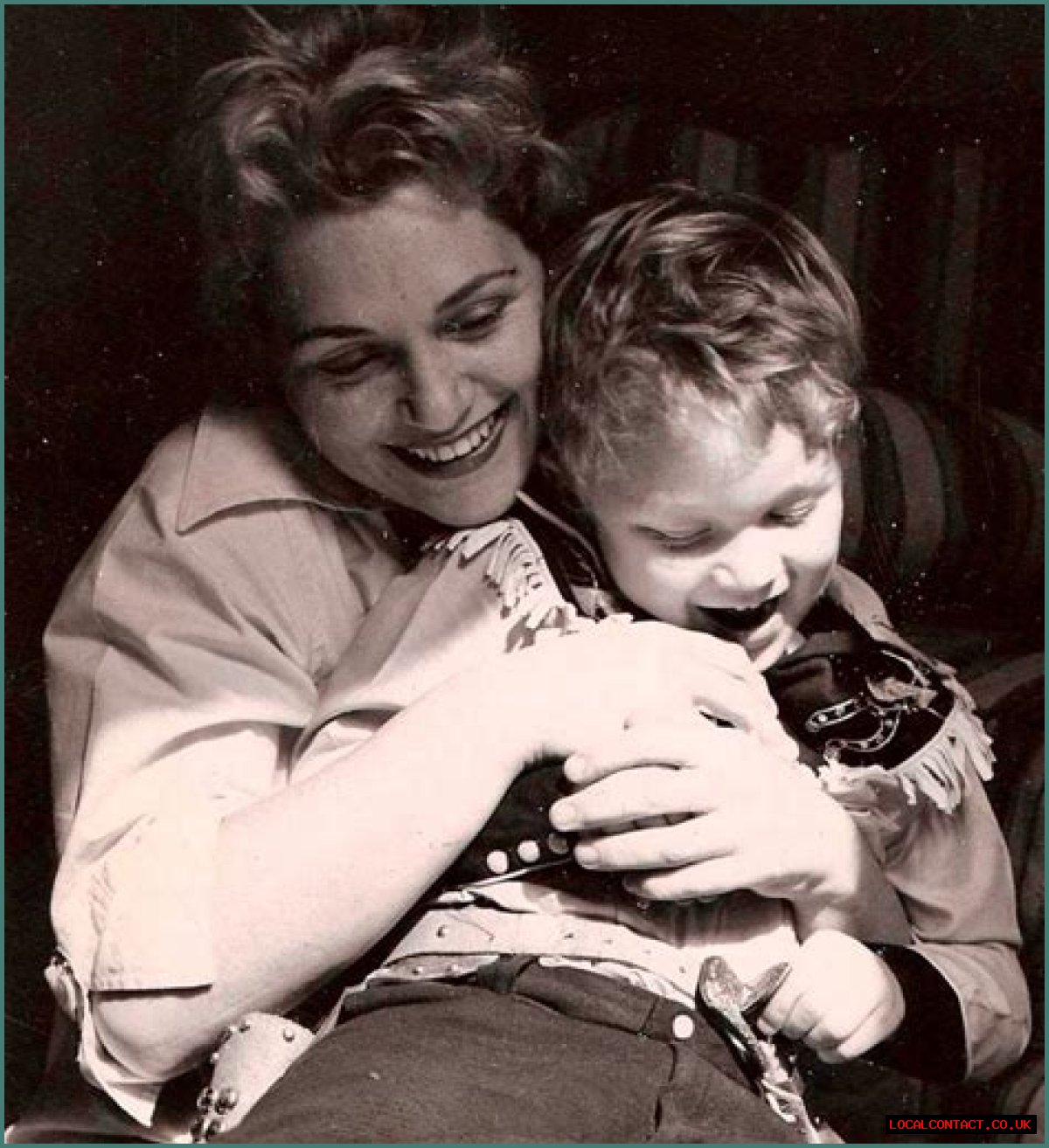 Uncover The Inspiring Legacy Of Jonathan Oppenheimer's Children