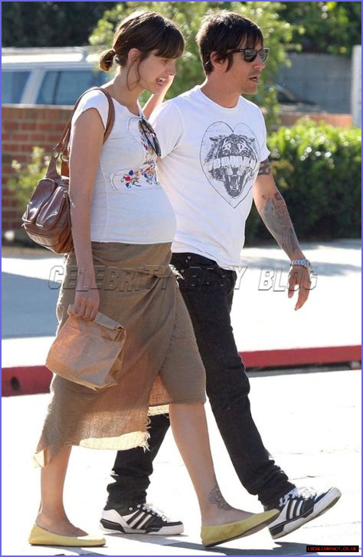 Unraveling The Mystery: Anthony Kiedis's 19-Year-Old Girlfriend