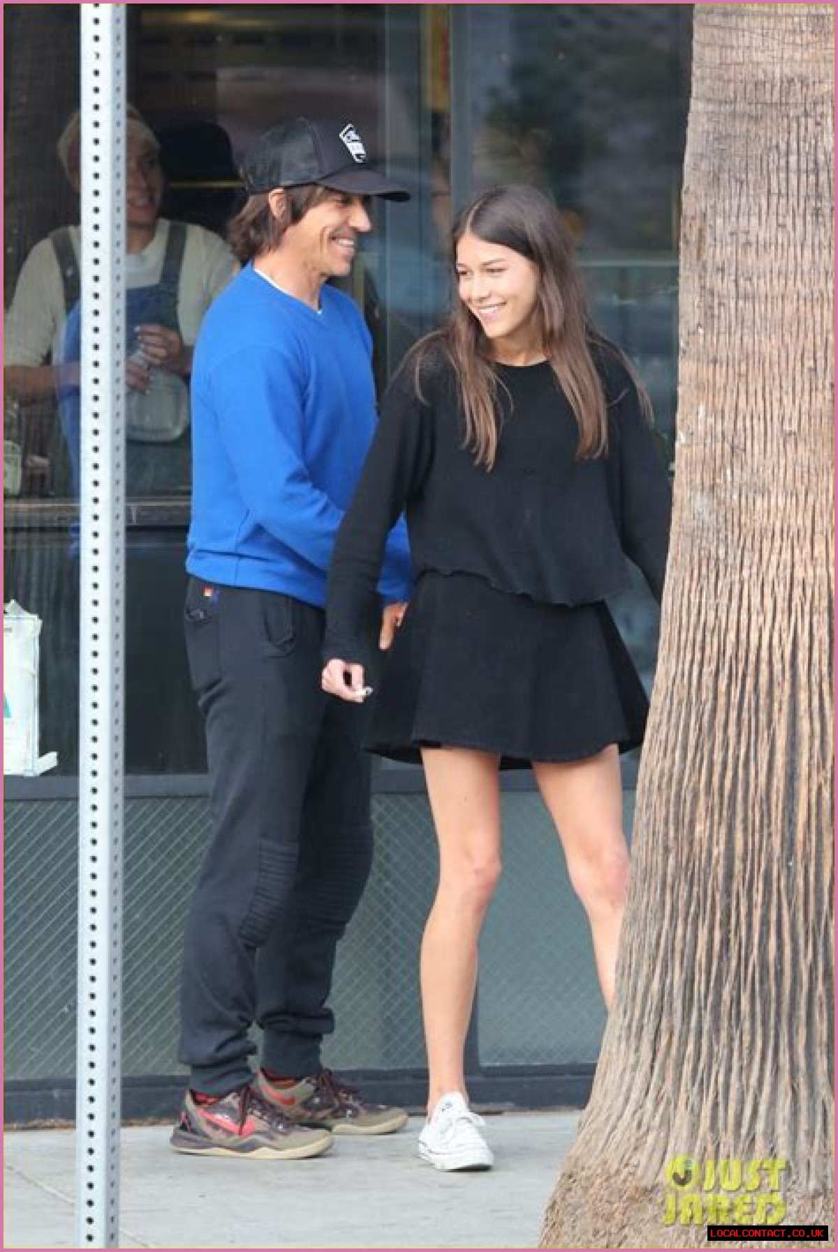 Unveiling The Mystery: How Old Is Anthony Kiedis's Girlfriend?