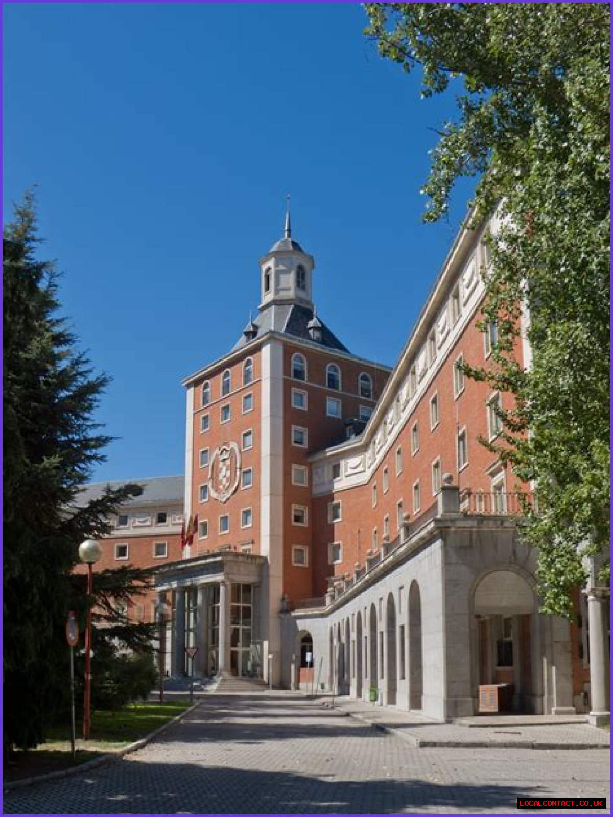 What is the Universidad Complutense de Madrid known for?