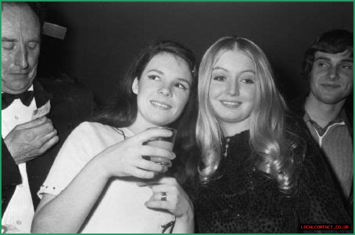 Who is Mary Hopkin Dating Now